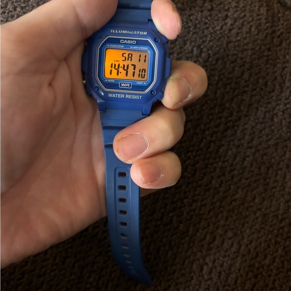 Casio Illuminator Digital Watch Men 43mm Blue 3224 F-108 In Excellent Condition - Picture 2 of 5